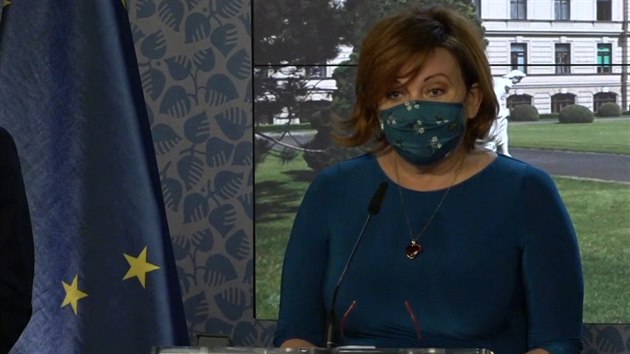 Ministryně financí Alena Schillerová o rekordním schodku rozpočtu na příští rok.