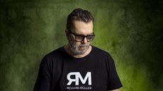 Zpěvák a skladatel Richard Müller Zpěvák a skladatel Richard Müller