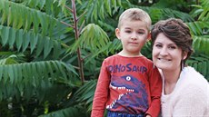 Maminy s rakovinou. Šárce Šteinochrové lékaři diagnostikovali Hodgkinův lymfom,... Maminy s rakovinou. Šárce Šteinochrové lékaři diagnostikovali Hodgkinův lymfom,...