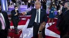 Současný americký prezident Donald Trump při průběhu živého hodinového fóra NBC... Současný americký prezident Donald Trump při průběhu živého hodinového fóra NBC...