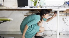 Technické potíže mohou práci z domova komplikovat. Poradíme, jak s nimi zatočit. Technické potíže mohou práci z domova komplikovat. Poradíme, jak s nimi zatočit.