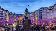 Smart technologie ve vánoční výzdobě mění barvu všech stromů najednou Smart technologie ve vánoční výzdobě mění barvu všech stromů najednou
