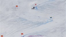 Ester Ledecká na trati obího slalomu v Söldenu
