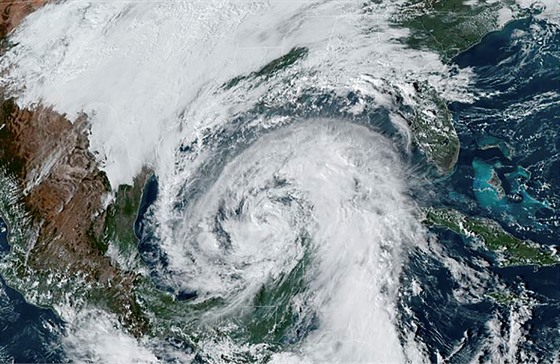 Satelitní obrázek hurikánu Zeta. (27. íjna 2020)