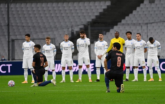 Fotbalisté Marseille ped zápasem proti Manchesteru City v Lize mistr...