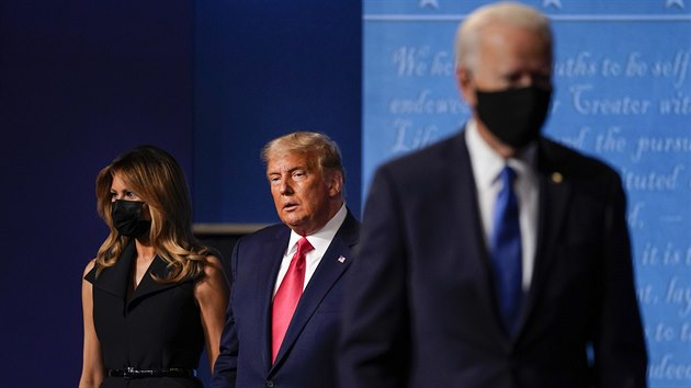 Americk prezident Donald Trump a demokratick kandidt Joe Biden se v Nashvillu stetli v posledn debat ped volbami. (22. jna 2020)