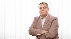 MUDr. Lukáš Jirka, ředitel hradecké společnosti Neuraxpharm Bohemia MUDr. Lukáš Jirka, ředitel hradecké společnosti Neuraxpharm Bohemia
