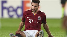 Michal Trávník, sparťanský záložník, během utkání Evropské ligy s Lille. Michal Trávník, sparťanský záložník, během utkání Evropské ligy s Lille.