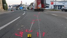 Z nákladního auta upadla v Lanškrouně dvě kola. Z nákladního auta upadla v Lanškrouně dvě kola.