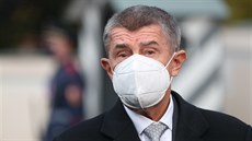 Premiér Andrej Babiš po jednání v Lánech. (23. října 2020) Premiér Andrej Babiš po jednání v Lánech. (23. října 2020)