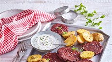 Řepné karbanátky s bramborami Řepné karbanátky s bramborami