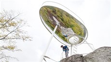 Rozhlednu nad Tanvaldem navrhl architektonický ateliér Mjölk z Liberce.... Rozhlednu nad Tanvaldem navrhl architektonický ateliér Mjölk z Liberce....