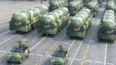 Čínské mezikontinentální jaderné střely DF-41 Čínské mezikontinentální jaderné střely DF-41