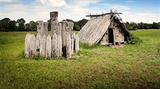 Rekonstrukce staroslovanského hradiště v archeoskanzenu Pohansko u Břeclavi. Rekonstrukce staroslovanského hradiště v archeoskanzenu Pohansko u Břeclavi.
