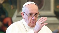 Pape Frantiek pi online audienci v Apotolském paláci ve Vatikánu. (4....