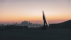 Anténa vyráběná společností SpaceX pro příjem signálu ze satelitní konstelace... Anténa vyráběná společností SpaceX pro příjem signálu ze satelitní konstelace...