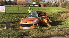U Dymokur na Nymbursku uzavřela dopravní nehoda silnici 1. třídy číslo 32.... U Dymokur na Nymbursku uzavřela dopravní nehoda silnici 1. třídy číslo 32....