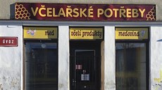 Jen 33 metrů čtverečních měl tento oblíbený obchod. Regály jsou v něm už... Jen 33 metrů čtverečních měl tento oblíbený obchod. Regály jsou v něm už...