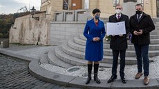 Hra začíná. Předsedkyně TOP 09 Markéta Pekarová Adamová, předseda ODS Petr... Hra začíná. Předsedkyně TOP 09 Markéta Pekarová Adamová, předseda ODS Petr...