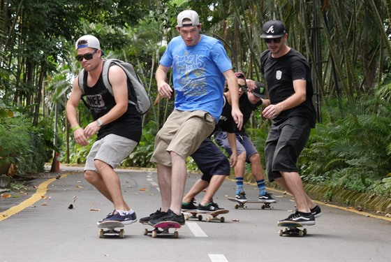 Prima COOL uvede cestovn-záitkový dokument SkateTripping, ve kterém...