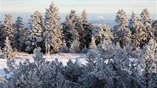 V Kruných horách zaalo o víkendu snit, na Klínovci se sníh drí.