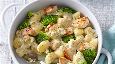 Zapečené noky s brokolicí a kuřecím masem Zapečené noky s brokolicí a kuřecím masem