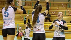 Ostravské volejbalistky se radují. Ostravské volejbalistky se radují.