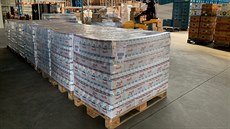 Pomoc společnosti Agrofert v rámci Národní potravinové sbírky. Pomoc společnosti Agrofert v rámci Národní potravinové sbírky.