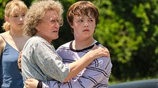 Glenn Closeová a Owen Asztalos ve filmu Americká elegie (2020) Glenn Closeová a Owen Asztalos ve filmu Americká elegie (2020)
