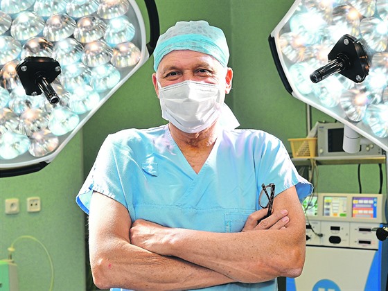 Chirurg Michael Vraný, který se zamuje na bypassové operace aludku.