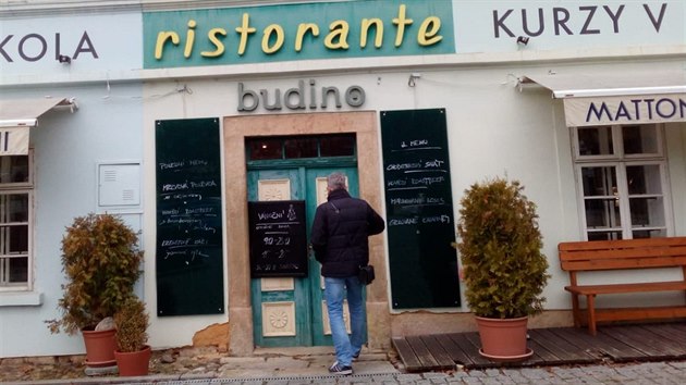 Plzesk restaurace Budino m i pes zkaz oteveno. Majitel podniku nem penze na njemn, platy zamstnanc, energie. (18. 12. 2020)