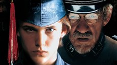 Z filmové adaptace Nadaný žák Z filmové adaptace Nadaný žák