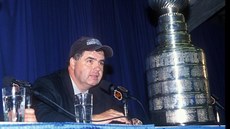 Pierre Lacroix byl vůbec prvním manažerem hokejistů Colorado Avalanche a... Pierre Lacroix byl vůbec prvním manažerem hokejistů Colorado Avalanche a...