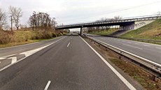 Most přes dálnici D10 u Benátek nad Jizerou Most přes dálnici D10 u Benátek nad Jizerou