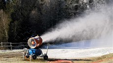 Lyžařský areál Ski&Bike Špičák čeká na první lyžaře. Letošní sezonu odstartuje... Lyžařský areál Ski&Bike Špičák čeká na první lyžaře. Letošní sezonu odstartuje...