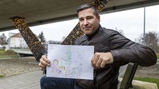 Petr Marák z Prostějova v létě zachránil osmiletého chlapce, který na rodinné... Petr Marák z Prostějova v létě zachránil osmiletého chlapce, který na rodinné...
