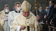 Pražský arcibiskup Dominik Duka sloužil v katedrále sv. Víta půlnoční mši (24.... Pražský arcibiskup Dominik Duka sloužil v katedrále sv. Víta půlnoční mši (24....