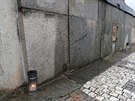 <p>Od úřadu vlády přes Manesův most a Kaprovou ulicí na Staroměstské náměstí vznikla světelná ulička. Ze sklenic a svíček. Provozovatelé chtějí mírnější protiepidemická bezpečnostní opatření na Covid-19. Akci pořádal provozovatel restaurace a hotelu Malý <p>Od úřadu vlády přes Manesův most a Kaprovou ulicí na Staroměstské náměstí vznikla světelná ulička. Ze sklenic a svíček. Provozovatelé chtějí mírnější protiepidemická bezpečnostní opatření na Covid-19. Akci pořádal provozovatel restaurace a hotelu Malý