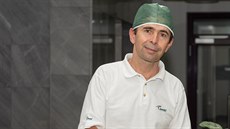 Oční chirurg a šéf zlínské kliniky Gemini Pavel Stodůlka Oční chirurg a šéf zlínské kliniky Gemini Pavel Stodůlka