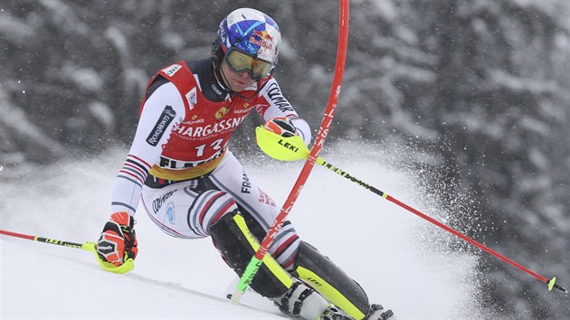 Alexis Pinturault ve slalomu ve Flachau.