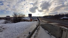 Z mostu přes ulici Romana Havelky, jenž je na přivaděči, budou řidiči do... Z mostu přes ulici Romana Havelky, jenž je na přivaděči, budou řidiči do...