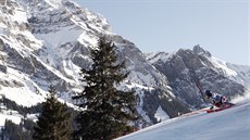 Rakouský lyžař Marco Schwarz na trati slalomu v Adelbodenu Rakouský lyžař Marco Schwarz na trati slalomu v Adelbodenu