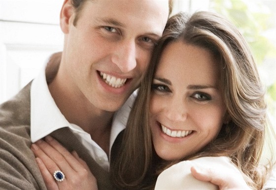 Princ William a Kate Middletonová na zásnubním portrétu