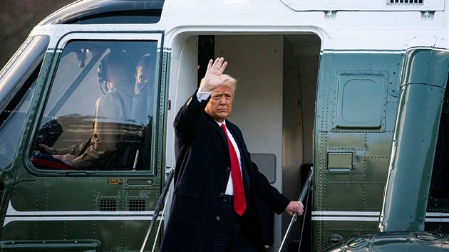 Donald Trump opouští Bílý dům. (20. ledna 2021) Donald Trump opouští Bílý dům. (20. ledna 2021)
