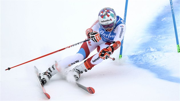 Michelle Gisinov v prvnm kole obho slalomu v italskm Kronplatzu.