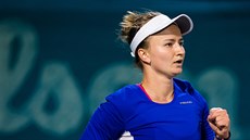 Barbora Krejčíková na turnaji v Abú Zabí. Barbora Krejčíková na turnaji v Abú Zabí.