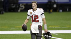 Tom Brady z Tampa Bay Buccaneers se raduje z výhry. Tom Brady z Tampa Bay Buccaneers se raduje z výhry.