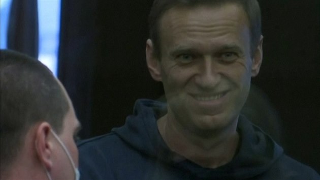 Rusk opozin pedk Alexej Navalnyj ped moskevskm soudem