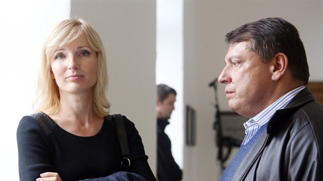 Petra Paroubkov a Ji Paroubek u soudu (Praha, 7. srpna 2013)