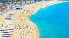 Portugalské Nazare bylo vždy jedno z nejoblíbenějších přímořských letovisek na... Portugalské Nazare bylo vždy jedno z nejoblíbenějších přímořských letovisek na...